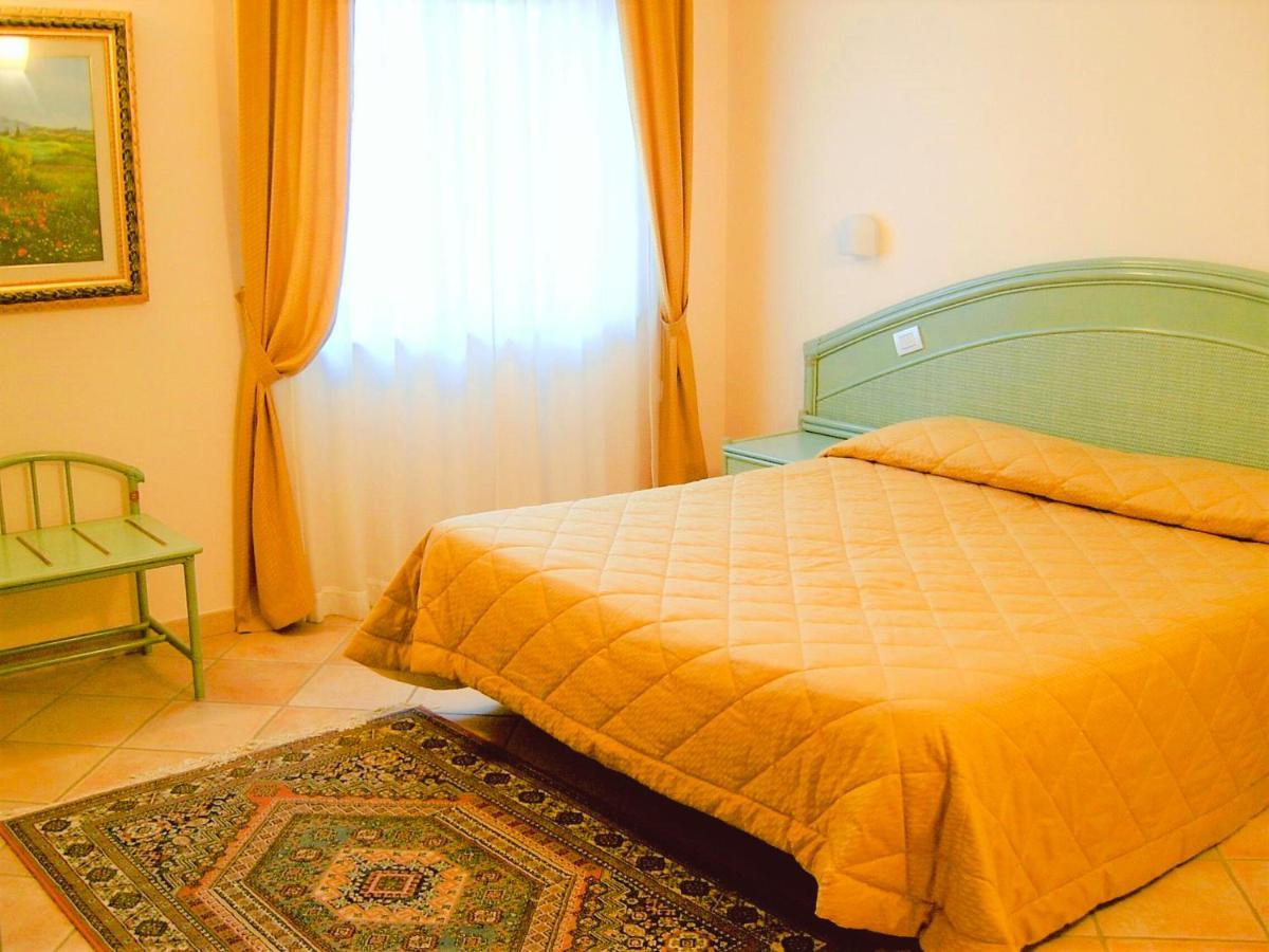 La Bastia Hotel & Resort Soriano nel Cimino Exteriör bild