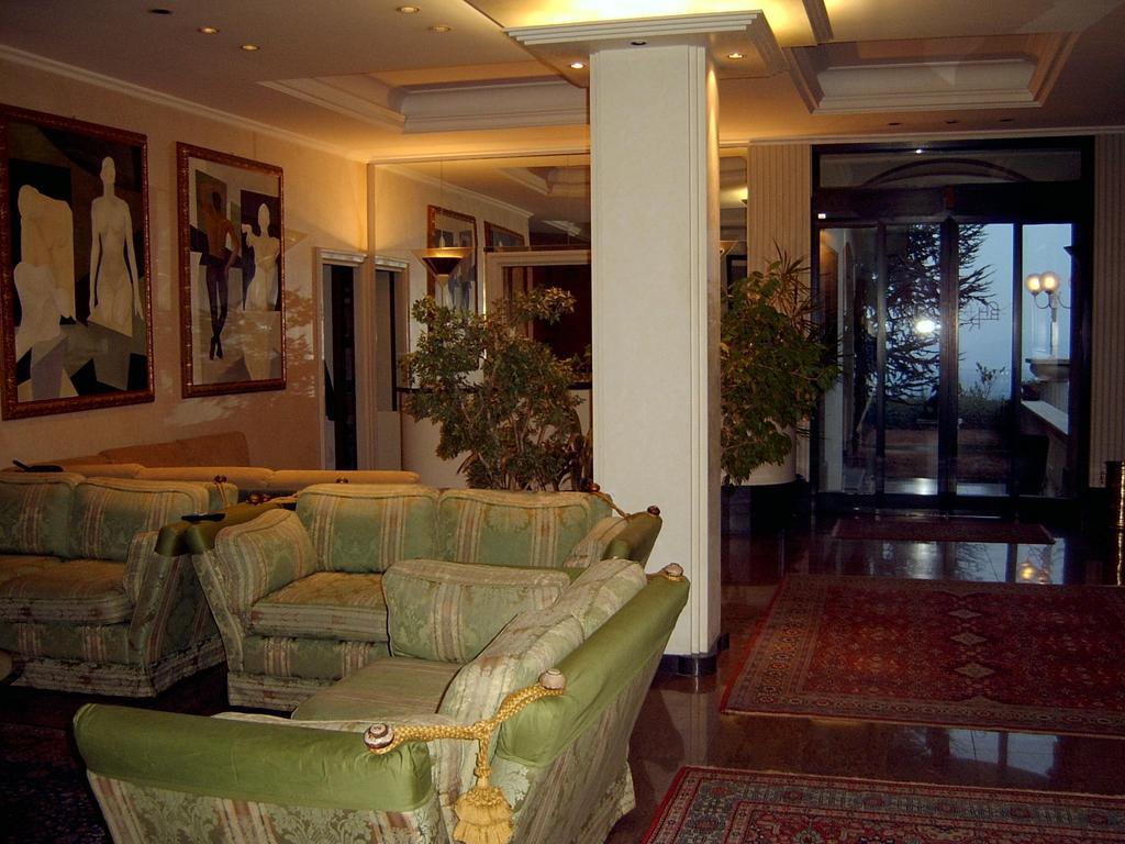 La Bastia Hotel & Resort Soriano nel Cimino Exteriör bild